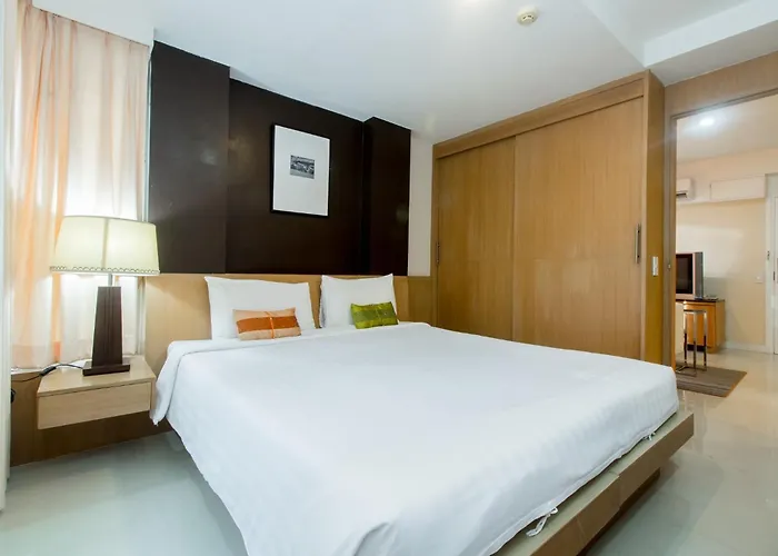 بيت ضيافة Silom Convent Garden بانكوك