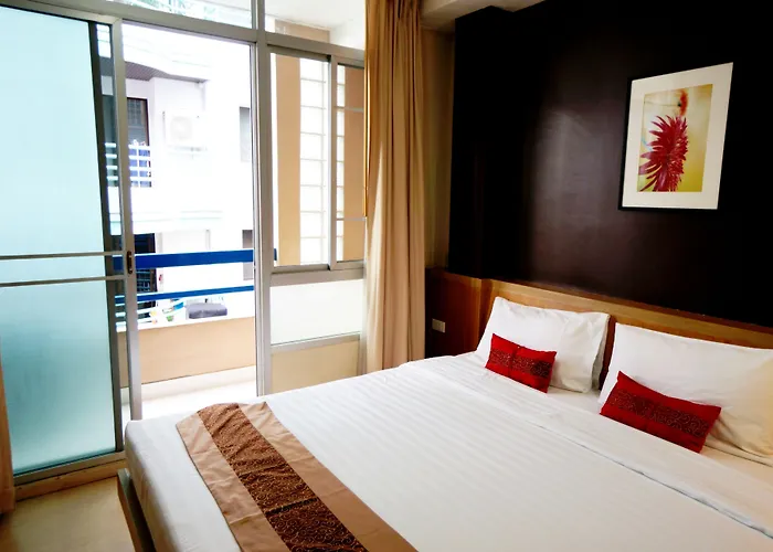 Affittacamere Silom Convent Garden 3*