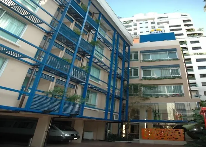 Pensión Silom Convent Garden 3*