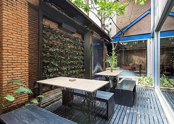 Silom Convent Garden Affittacamere 3*
